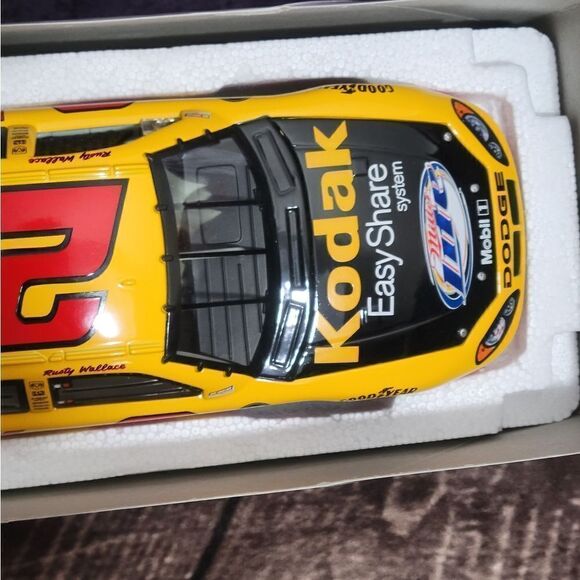 Rusty Wallace #2 Kodak Car - Picture 5 of 10